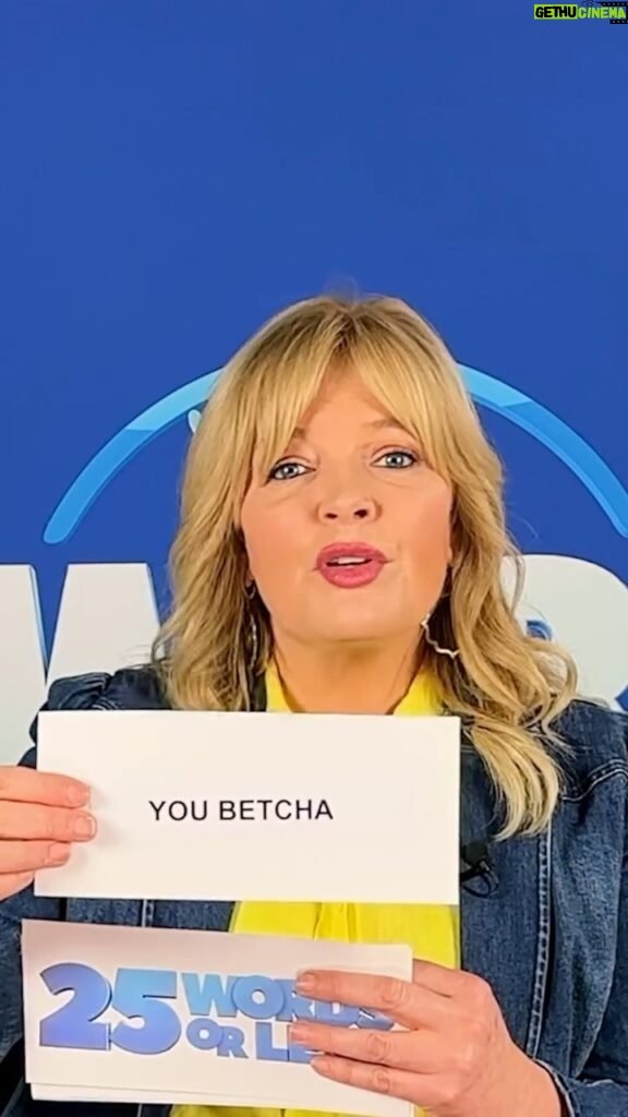 Melissa Peterman Instagram - Melissa Peterman teaching us Minnesota slang? You betcha! 😉 Keep watching to find out what “uff-da” means and how to give a “Minnesotan goodbye”! 👋