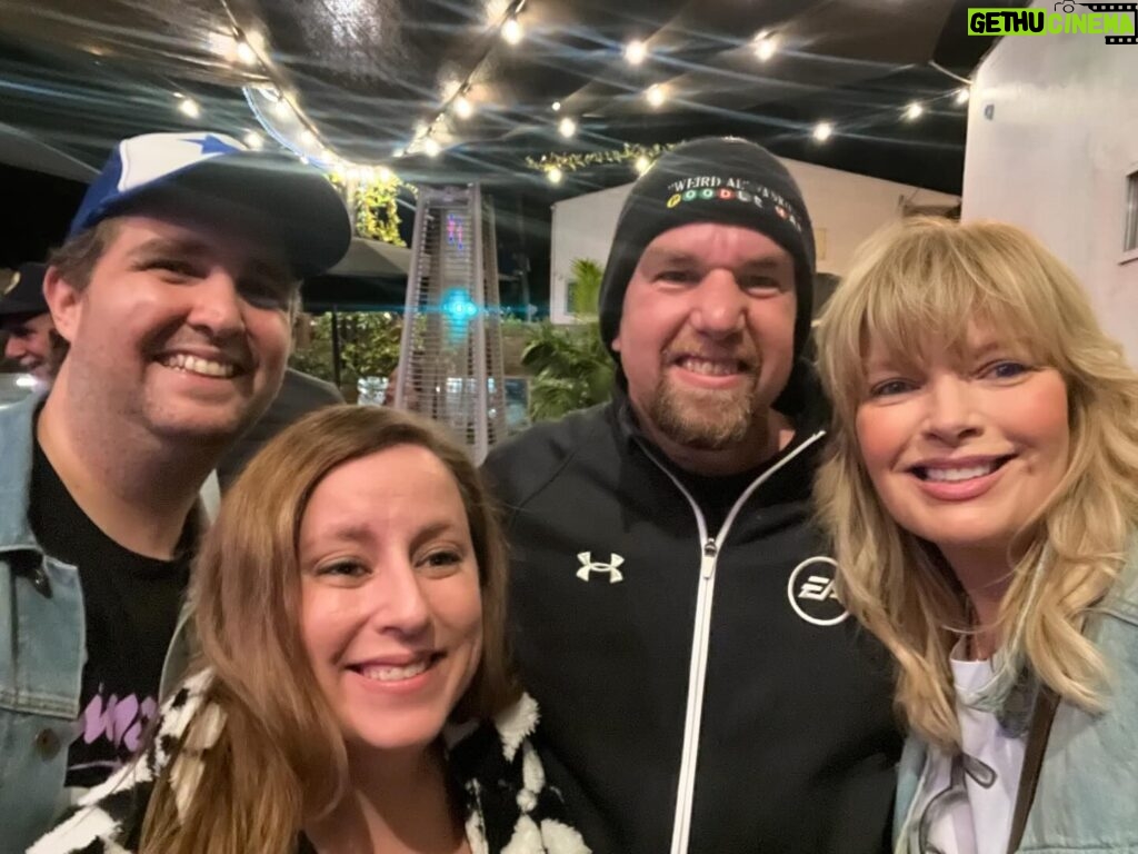 Melissa Peterman Instagram - We love seeing our PPoT fam together IRL 🥰 #comedy #personplaceorthingtv #gameshowcontestant #superfans