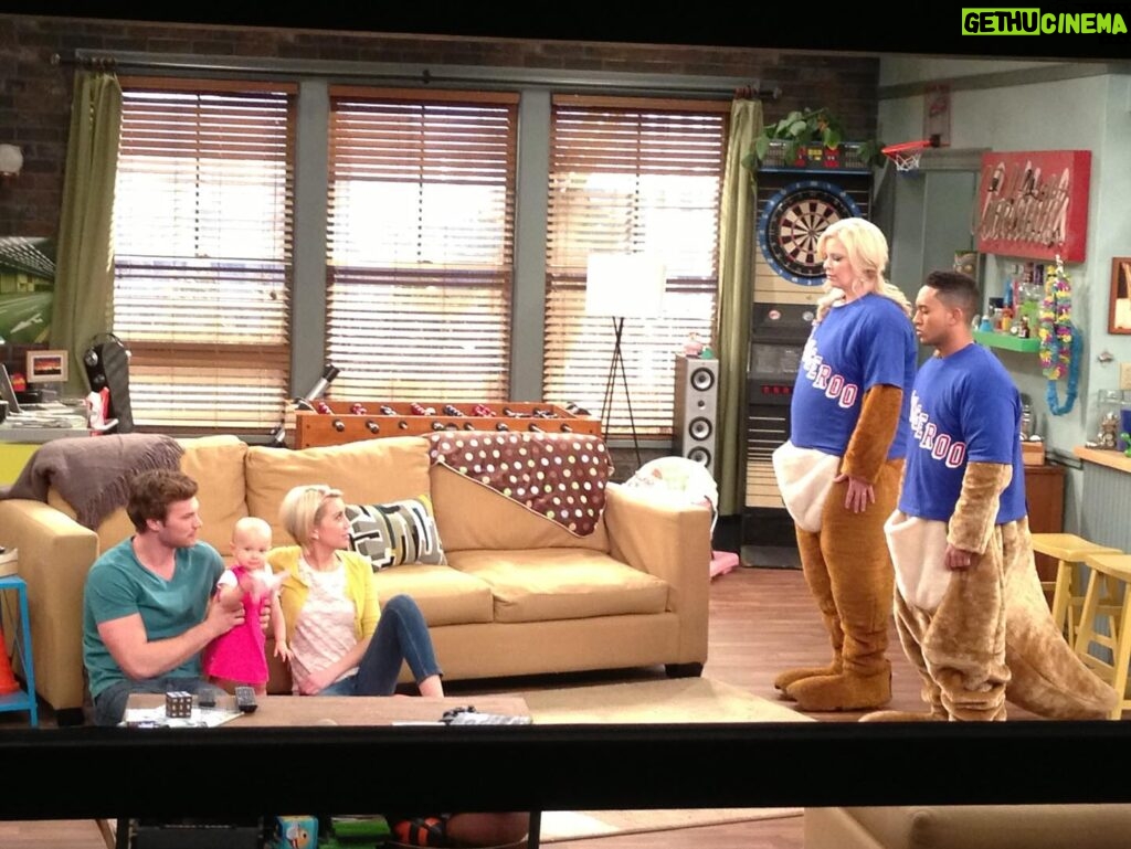 Melissa Peterman Instagram - Throwback Thursday to that time @tahj_mowry and I almost became New York Rangers Mascots. #babydaddy #rangerroos #tbt #tbthursday ❤️