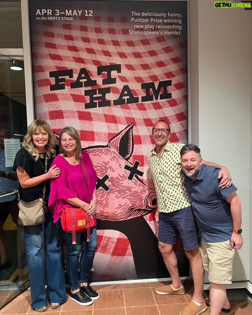 Melissa Peterman Instagram - Thank you to the SPECTACULAR cast of Fat Ham at the @alliancetheatre in Atlanta for an incredible night of theater! We loved it! @fathambway #goseeaplay ❤️