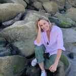 Melora Hardin Instagram - The ocean is good for the soul💙