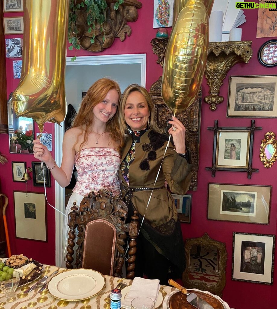 Melora Hardin Instagram - I LOVE YOU @piperquinceyjackson HAPPY 18th BIRTHDAY my darling daughter! It has been my honor and continues to be the joy of my life to watch you grow into the talented, kind and bright young woman that you are always becoming! You have so much adventure and joy ahead of you! Happy Day of Birth! Today is one of the greatest days of my life!!♥️🎉🌟