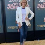 Melora Hardin Instagram - Great time at the premiere of Are You There God? It’s Me, Margaret. Always a pleasure seeing Rachel McAdams who stars in this lovely film! @margaretmovie #ItsMeMargaret