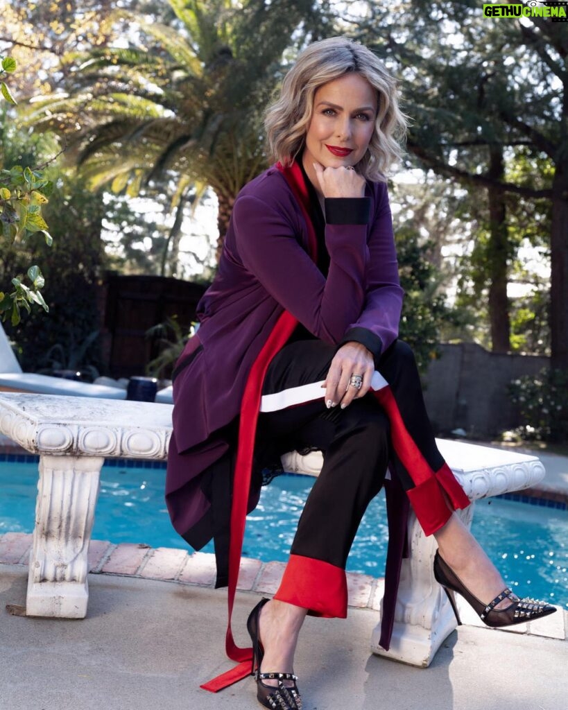Melora Hardin Instagram - One of my favorite pictures from a fabulous shoot with the legendary @manfredbaumann 📸