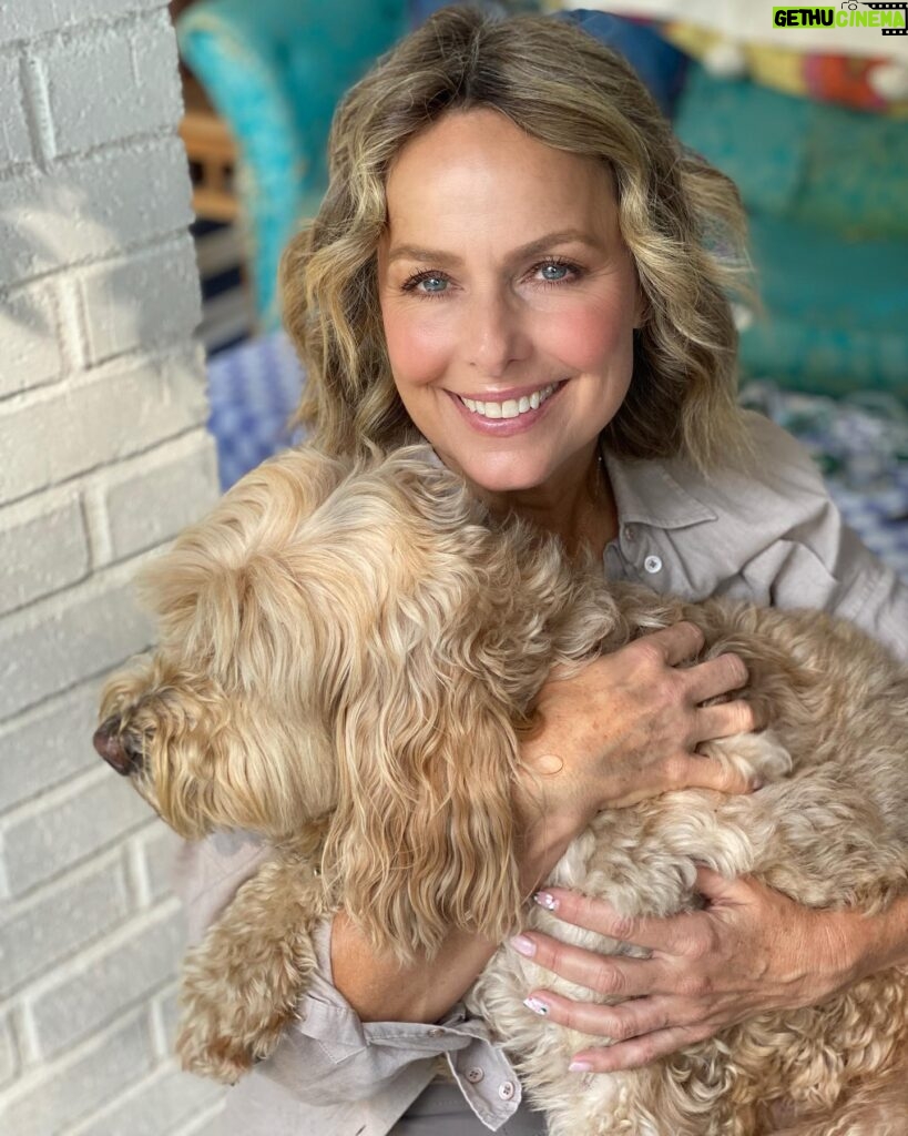 Melora Hardin Instagram - Love session with Lollie 💗🐶