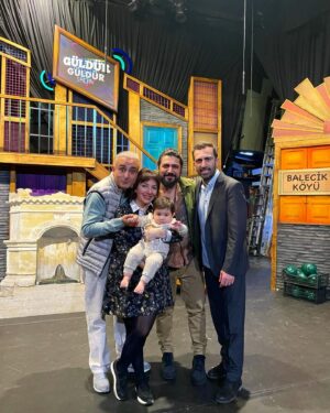 Meltem Yılmazkaya Instagram - Sahne Tozu Yutuldu☺️🙏🏻 
Pek şükürlerim❤️