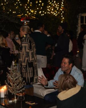Meredith Hagner Instagram - ❤️snippets from the merriest night ❤️ @alexjay 📷@chefmelissaeastman 🍗🥗
