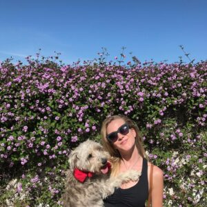 Actress Meredith Hagner HD Instagram Photos and Wallpapers July 2024