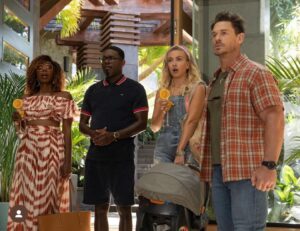 Meredith Hagner Instagram - We’re BACCCCCKKKK. #vacationfriends2 coming to @hulu august 25!!!