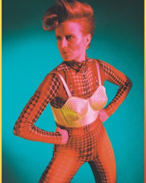Merel Baldé Instagram - Als superhero in @mirror_mirror_magazine 

Photography @philinevandenhul 
Production @phil.and.phill
Styling @marjabennenbroek
Make-up and Hair: @iriszuidema 
❤️❤️❤️