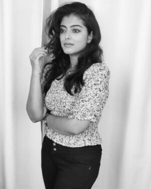 Merin Philip Instagram - Straight from the drafts 😉

PC: @jozzaee

#poser#postoftheday#instafashion#instapost#smilemore#myself#merinphilip#throwbackmemories#draft#actor#audition#stills#explore#blackandwhite#kochigram
