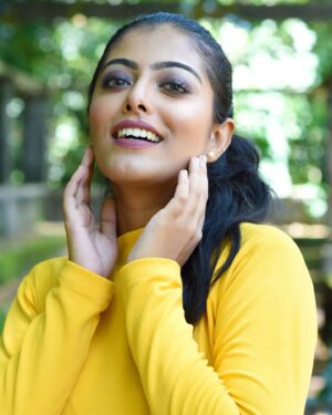 Merin Philip Instagram - Lujain's magic on me ✨😘

MUA: @zak_makeover
COSTUME: @urbanic_women_fashion_store
PC: @rojan_nath 

#makeuptransformation#makeover#zakmakeover#urbanicwomenwear#eyemakeup#sharp#photooftheday#instapost#photography#fashionmodel#explore#merinphilip#poomaram#happysardar#keralavibes#poser#merinphilip