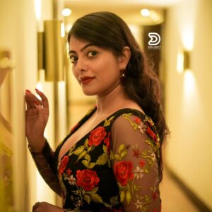 Merin Philip Instagram - And like that feels honoured to be winning The Best Supporting Actress (Malayalam) for 'VAATHIL' in "Santhosham South Indian Film Awards 2023", felt like on top of the world! ✨
Thankyou so much 🌟
 
Styled by: @warp.stories @krishnaviswam 
PC: @delight_photography_official 
@filmstarsbuzz
@bavisettybuchirajunaidu

#santhoshamawards2023#malayalammovie#vaathilmovie#bestsupportingactress#gratitude#dreamscometrue#happiness