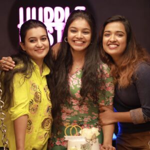 Mersheena Neenu Instagram - Colleagues ➡️ Friends ➡️ Sisters❤️

Thank you is never going to be enough for what you both made me feel!! Ive heard of bridal shower before the wedding but you guys are a bit too thoughtful and creative!! Who does bridal shower before the engagement? My Girls do😎 
I love you both to the core!! Cheers to many more arguments,fights,trips,gossips,dance,food and fun!!
@real_neenu this girl won my heart❤️
This is the bond Shalini,Susmitha and Preethi share in real😋

With that- 11 days to the 11th💃🏻

Thank you @huddlescafe for having us
Thank you @anu_memories_ for capturing us
Thank you @utterly_butterly_bakes for the yummiest cake