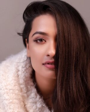 Mersheena Neenu Instagram - 🤍
