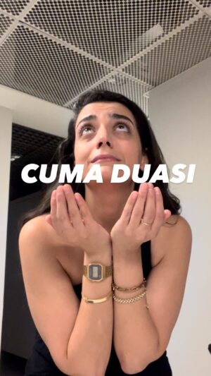 Merve Polat Instagram - ŞAŞIRMIŞLARA YOLLA😂 Cuma Duası Niyetine😂

#cumanızmübarekolsun