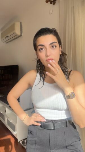 Merve Polat Instagram - Allah bize bir kalite versin inşallah😂Videoyu kime istersen yolla🤌🏽