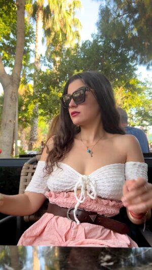 Merve Polat Instagram - CUMARTESİ KIZI MODU💃🏽💃🏽💃🏽SEN HANGİSİSİN 1️⃣?2️⃣? 3️⃣??? YORUMA ✍️ #saturdaynight