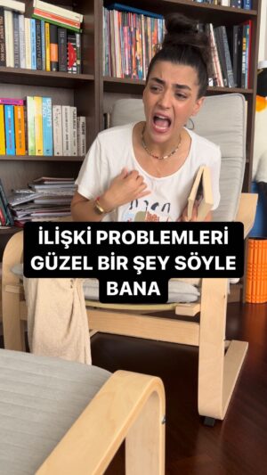 Merve Polat Instagram - KİMLER BÖYLE? SEVEN SEVDİĞİNE GÖNDERSİN 😂😂😂 
BU ÇİFT HANGİ BURÇLARA SAHİP YORUMA ✍️
En çok ben sizi seviyorum❤️
Ayrıca @nnerminyildirim ın tüm kitapları şiddetle tavsiyedir❤️
#ilişkiler #relationships #relationshipgoals