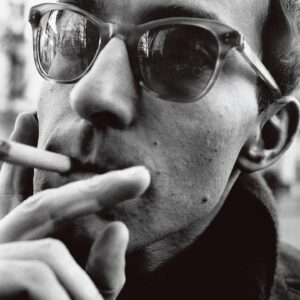 Mia Serafino Instagram - RIP Jean-Luc Godard—thank you for teaching me love, cinema and sadness, the French way 💔🇫🇷