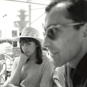 Mia Serafino Instagram - RIP Jean-Luc Godard—thank you for teaching me love, cinema and sadness, the French way 💔🇫🇷