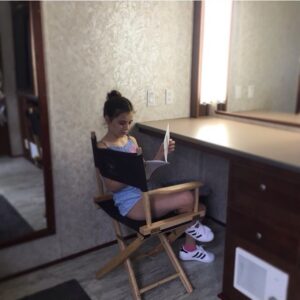 Mia Sinclair Jenness Instagram - #TBT when my shoes were really white. #setlife