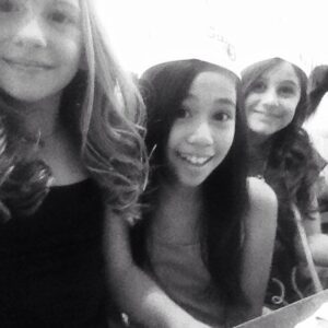 Mia Sinclair Jenness Instagram - At Sam's Number 3!!! #MiaSinclairJenness  #SerenaQuadrato #GabbyGutierrez #MatildaTour