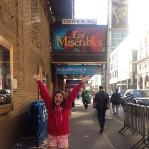 Mia Sinclair Jenness Instagram - I'M BAAAAACK @lesmizbway