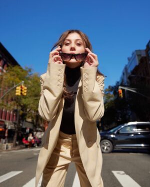 Mia Sinclair Jenness Instagram - i wonder if you look both ways before you cross my mind??
