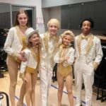 Mia Allan Instagram - It’s the 84th annual Royal Woods Kids have Talent Show 🎉 More photos to come 😘😘 #twins #twinsofinstagram #theallantwins #love #beautiful #photooftheday #photography #photo #skincare #skincareroutine #fashion #fashionblogger #fashionstyle #actor #actress #actorslife #actors #ella #mia #ellaallan #miaallan #loudhouseliveactionseries #loudhouse #nickelodeon #paramount #lola #lana #janethevirgin #jane #janethevirginedit