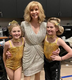 Mia Allan Instagram - It’s the 84th annual Royal Woods Kids have Talent Show 🎉 

More photos to come 😘😘

#twins #twinsofinstagram #theallantwins #love #beautiful #photooftheday #photography #photo #skincare #skincareroutine #fashion #fashionblogger #fashionstyle #actor #actress #actorslife #actors #ella #mia #ellaallan #miaallan #loudhouseliveactionseries #loudhouse #nickelodeon #paramount #lola #lana #janethevirgin #jane #janethevirginedit