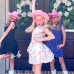 Mia Allan Instagram - Happy Birthday to our bestie @lexi_janicek 💖 no one shines brighter than you!!! We love you 😘😘 #twins #twinsofinstagram #theallantwins #love #beautiful #photooftheday #photography #photo #skincare #skincareroutine #fashion #fashionblogger #fashionstyle #actor #actress #actorslife #actors #ella #mia #ellaallan #miaallan #loudhouseliveactionseries #loudhouse #nickelodeon #paramount #lola #lana #janethevirgin #jane #janethevirginedit