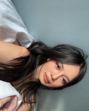 Micaella Raz Instagram - 🩶

in case i don’t see u
good afternoon
good evening 
and goodnight