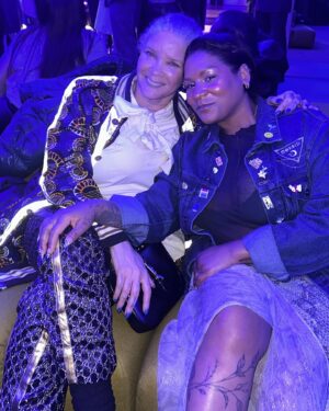 Michaela Angela Davis Instagram - Fashion. Family. Fairness. only a few catwalks ago, my daughter @glittergrowsinbrooklyn was the only baby sitting on my lap in Paris at the fashion shows - now here I sit next to her, baby in her belly at @gucci opening where she’s a major player on the marketing team 👉🏽 Standing tall with her father @ezraknight NY SAG-AFTRA Pres. at @blackbeautyroster x @lorealgroupe Hair & Makeup Equity Dinner - beautifully celebrating significant advances made in inclusive policies @sagaftra including measures to ensure talents diverse beauty needs are recognized   met in production(this is a BIG deal y’all - I’ll post agreement points Ezra shared with us in stories) done in partnership with BBR bossssss founder @maudeyoaks 👉🏽 panel included @thetextureofchange from L’Oreal which advanced legislation in NY & NJ including Mandatory Training in Textured Hair 👊🏽 (also a Big deal- though it sounds like it would be standard. Many folks lobbied for this for decades (including @ddacosta_beauty ) worth celebrating 👊🏽 @jcruel makes a beauty event more beautiful #guccichangemakers #bbrbeautyeequity #nyfw2024 #imageactivist #EQUITY