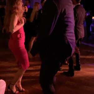 Michaela Pecháčková Instagram - V sobotu jsme moderovali společně s @david.novotny.nachod další ples🩷.. Zpívalo se, tancovalo, smálo.. Bylo nám fajn😁🙏🏻🕺
A taky jsme se konečně dočkali Oscara 😂🏆🙌!!!

#ball #ballnight #dance #PromiňJsemBlond #oscars