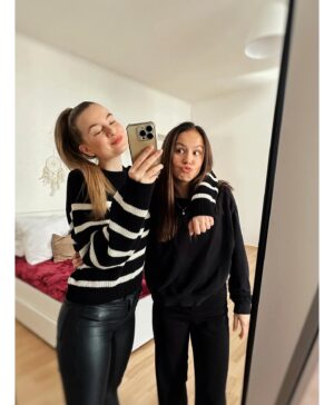 Michaela Pecháčková Instagram - Moje drahá včera slavila❤️❤️ @naty_hejlova vítej mezi cet, raketo🚀!! DĚKUJU TI❤️🫶🧚‍♀️