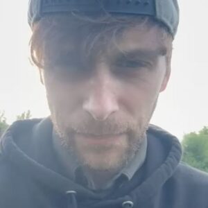 Michaela Tomešová Instagram - 8 let je mi ctí nosit Tvé jméno. Jsi můj osmý světadíl. Nekonečno. Jak máme vytetováno na prstech. Ve zdraví i v nemoci a i se sádrou. Už toho máme hodně za sebou. A vím, že víc toho máme před sebou. S Tebou donekonečna a ještě dál! #výročí #8let