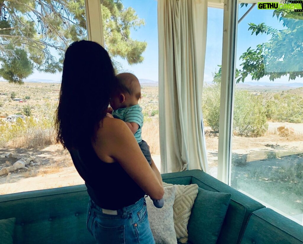 Michaela Conlin Instagram - Haven’t posted in a while because this happened! We had a baby boy and his name is Charlie 💘💘 2.2019