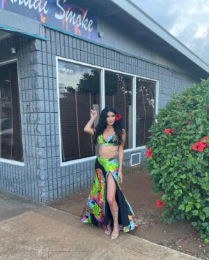Michele Plaia Instagram - Kauai smoke. Literally the name of the strip mall store I strolled up to eat near by- wearing this. A series of smoke, wilted flowers and horns proceeded later. 🔥🚗💨🌺😜 

P.S. outfit designed by me :)