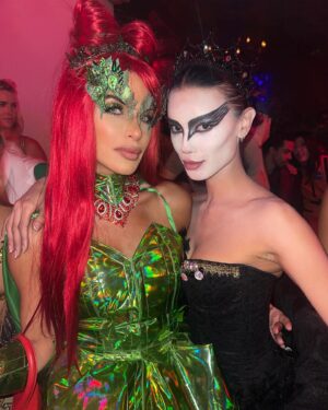 Michele Plaia Instagram - Hi babe. 

And you are? 

Poison. Poison Ivy. 🌿☣️💕