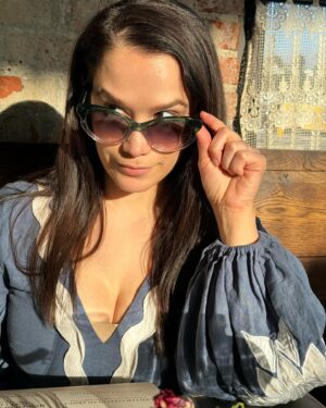 Michelle Macedo Instagram - 🍷Checking out the incoming deliciousness at @dunsmoor.la 😋 the cornbread was next level #dunsmoor