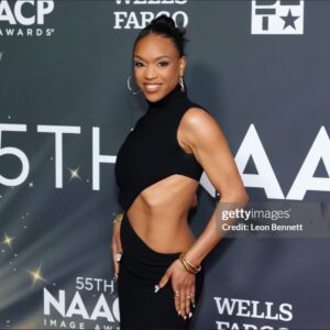 Michelle Mitchenor Instagram - Born a Winner 🏆 ♠️ @naacpimageawards NOMINEE

Styling @apuje 
Makeup @ninjaaaaaa / @theninjafilter 
Hair @jazzmynsamuels 
Nail @theonlynailsofficial 

▪️⚫️
Girl Power Crew 
@msvfox 
@ceoazarel 
@deleceonlife 
@firstladytonesa 

My Family 🖤
@aminjoseph 
@feliciajo__ 
@alishawainwright (sister,sister) 🖤