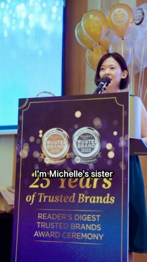Michelle Chong Instagram - Thank you @readersdigest for presenting me with this award 6 years in a row!🥺🙏 Thank you to my sister for reading my speech with such aplomb!😁👏 Thank you @cmjschooling for laughing at all the right parts!😂🙏 Thank you to those who voted for me year after year! 🙏🙏😢😢 And congrats to my fellow winners: @josephschooling @glenda.chong @thefdsg !♥️ Huat ah!!🎉

#感恩又敢earn #ReadersDigestMostTrustedMichelleChong