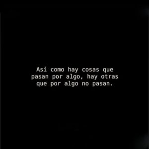 Michelle González Instagram - Yo no creo en el amor el año entero 🎧🪶<^•