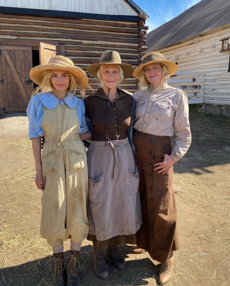 Michelle Randolph Instagram - These women! Honored to be surrounded by their wit, grace, intelligence, and talent. They have given me new perspective, encouragement, and so much love. Thank you for your forever impressions dear friends, you inspire me 🦋