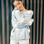 Michelle Wai Instagram - 唔捨得啊，今晚大結局啦🥲 #瑪嘉烈與大衛系列 #瑪嘉烈與大衛絲絲 #viuTV Outfit: @aliceandolivia_hongkong Makeup: @make_up_by_mw Hairstyle: @danielchou11278