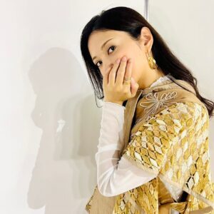 Michiko Tanaka Instagram - 今日はビッグサイトで行われた、
LIMITS デジタルアートバトルにアンバサダーとして出演してきました！

パフォーマーの
KATHMIさん
Hirofumi Mochizukiさん
バトルお疲れ様でした✨✨
もう目の離せないスピードで出来上がる絵に感動！
絵のフリーバトルって感じでワクワクしっぱなしでした🥳

デジタルアートは、敷居が高く感じてやったことなかったけど、やってみたら本当に楽しい！！！デジタルならではの華やかな絵を観れて大満足❤️❤️❤️
ハマっちゃいそう😍

大会とかもたくさんあるみたい！
誰でも始められるから、皆んなもやってみてね〜😍