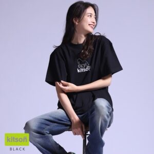 Michiko Tanaka Instagram - 先日告知したkitson me さんとのコラボアイテムが本日17:00〜より受注開始しました🥰✨
今回はTシャツ・パーカー・スウェットです🥰
私のデザインが刺繍になって施されてて、出来上がりを見て嬉しかった🥰❤️

色も秋色含めてたくさんご用意していただきました😆私も普段使ってるような色なのでたくさん着たい✨
セットアップも出来るよ🥴🤝
ストーリーにサイトを掲載するので、ぜひお手に取っていただけたら嬉しいです🤭