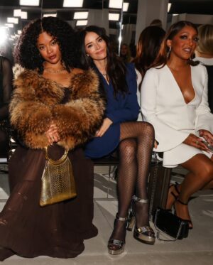 Mickey Guyton Instagram - First fashion week! I felt like I had no business being there but was so quickly reminded that I was supposed to be there. Thank you for being so loving and inviting me. 

@michaelkors