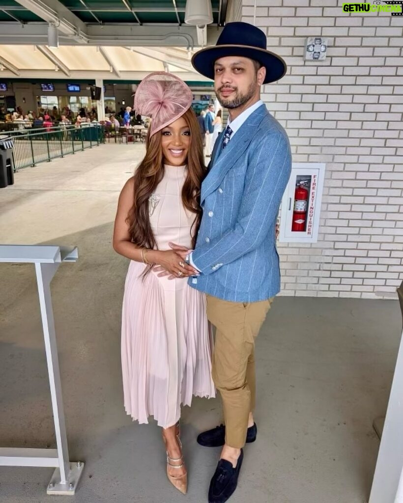 Mickey Guyton Instagram - We Kentucky Derby’d 🐎 👗: @sierraxdarien